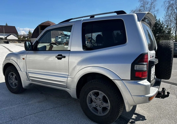 Mitsubishi Pajero cena 16600 przebieg: 215000, rok produkcji 2000 z Złoty Stok małe 92